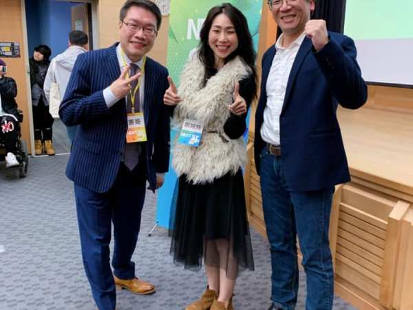 我的創業故事精彩而不快樂