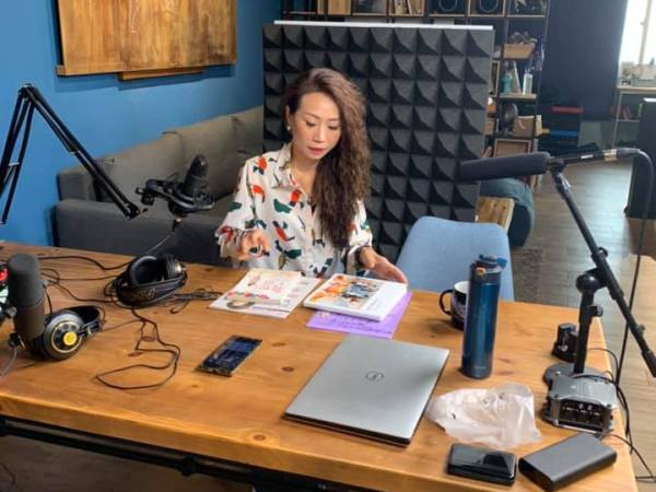 不必成爲每個人要他做到的那個人!但要活得被自己尊重…